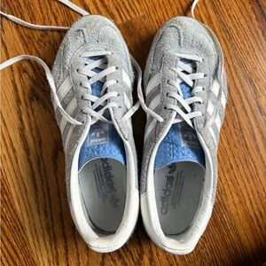 adidas used blue gazelles